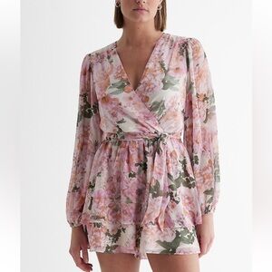 NWT Express Floral V-Neck Surplice Tie Waist Romper